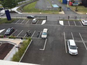 investir dans une place de parking-exterieur