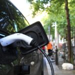 Impact des voitures électriques et voiture à essence